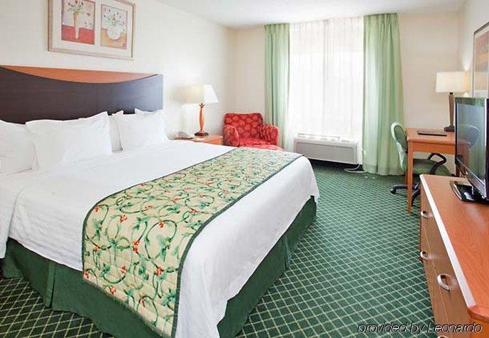Comfort Inn & Suites Texas City Room photo